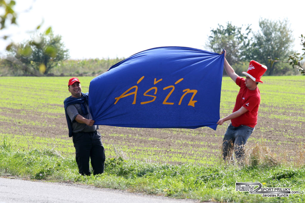 Ášínovci